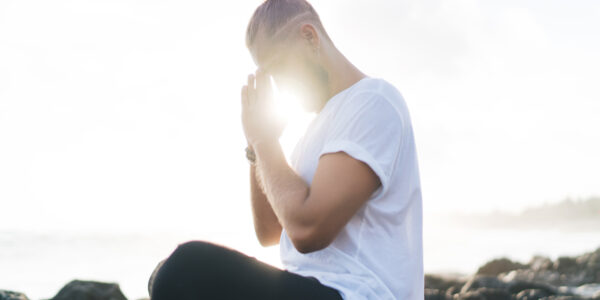 Rola duchowości w walce z depresją - czy praktyki duchowe mogą pomóc? 43 Rola-duchowosci-w-walce-z-depresja.jpg